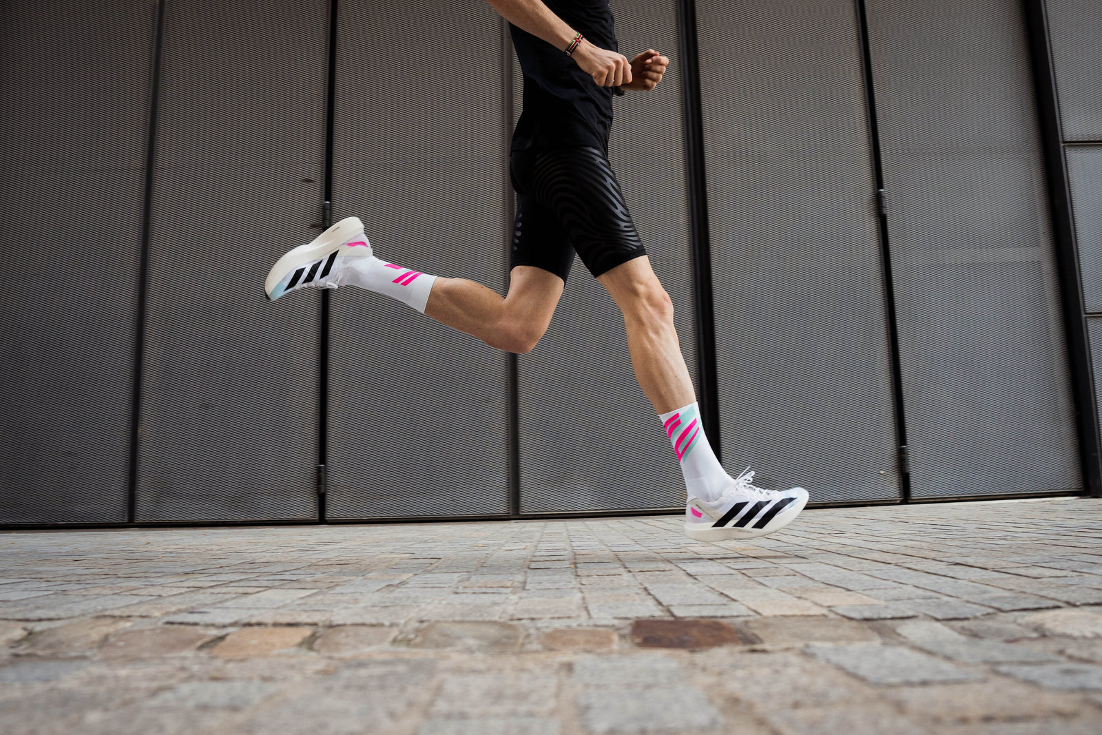 INCYLENCE Running Philipp Pflieger Racing V4 White Mint Pink