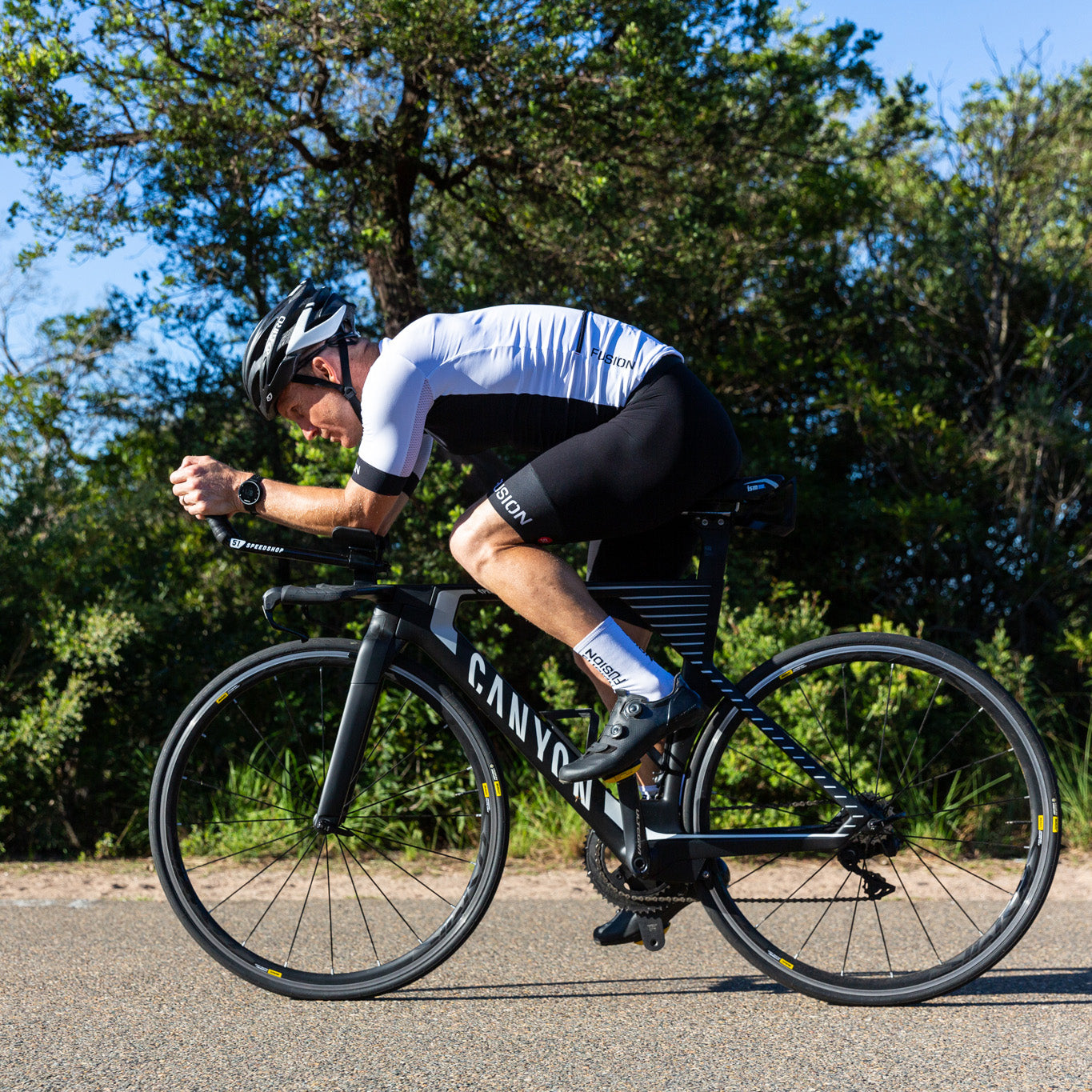 FUSION PWR Compression Socks with Coolmax_Cycling and Running_Collection: Mens_Action