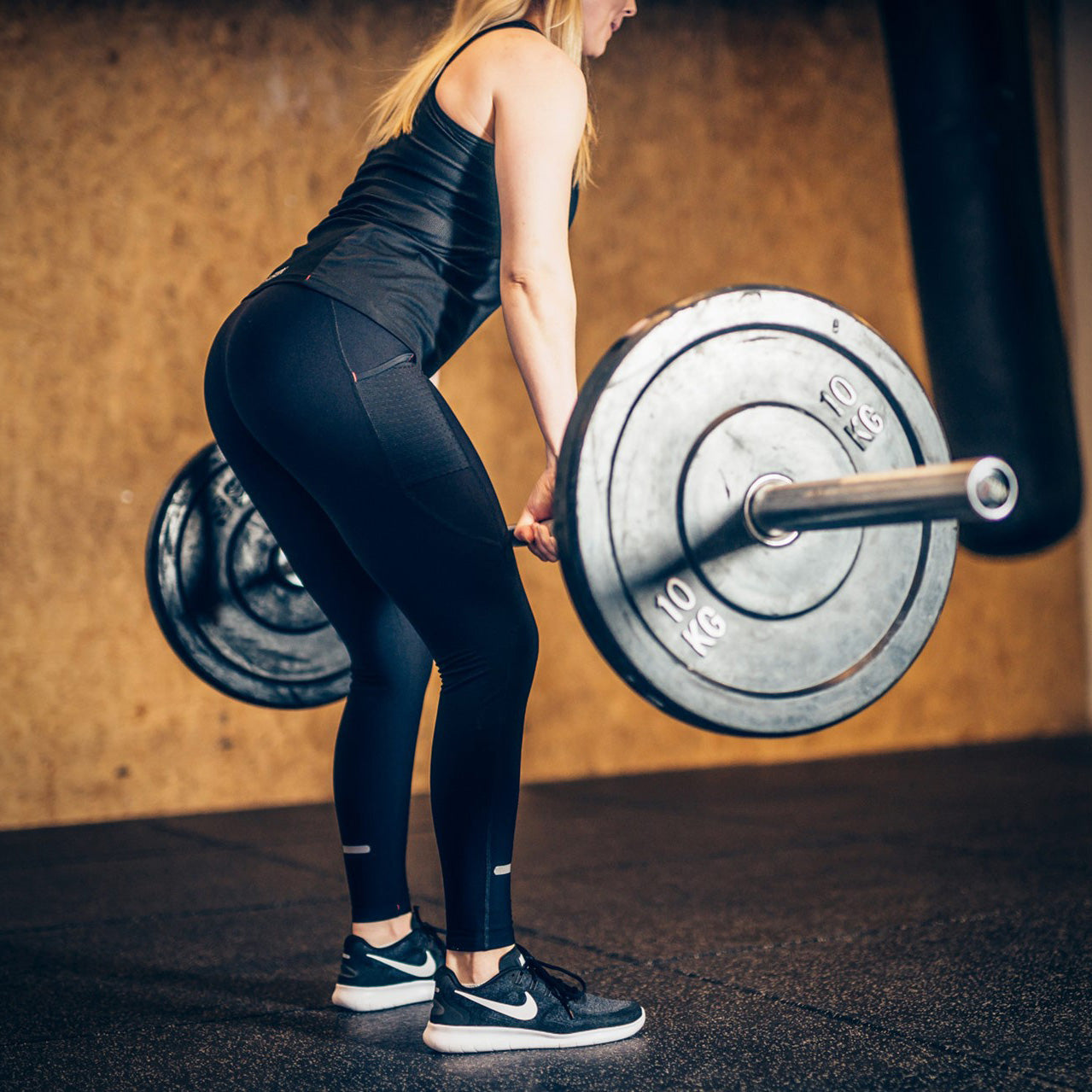 Fusion Womens C3+ Training Tights Long_Action