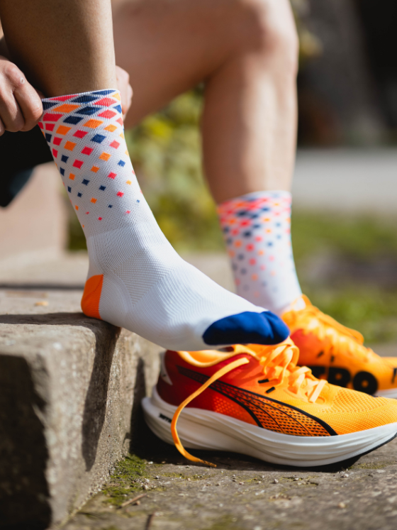 INCYLENCE Running Crystal White Purple Orange Long Sock