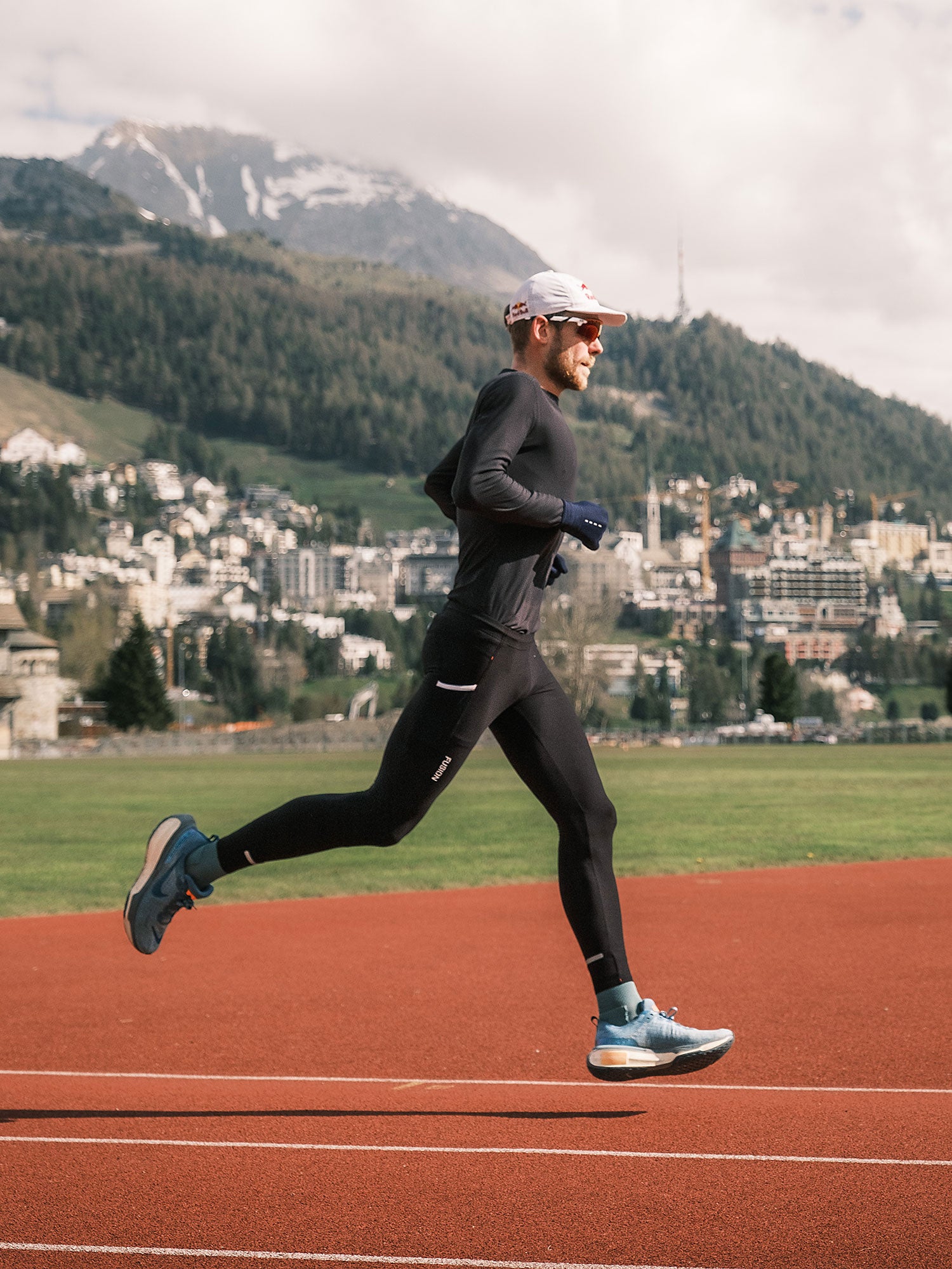 Fusion C3 Long Run Tights on athlete 