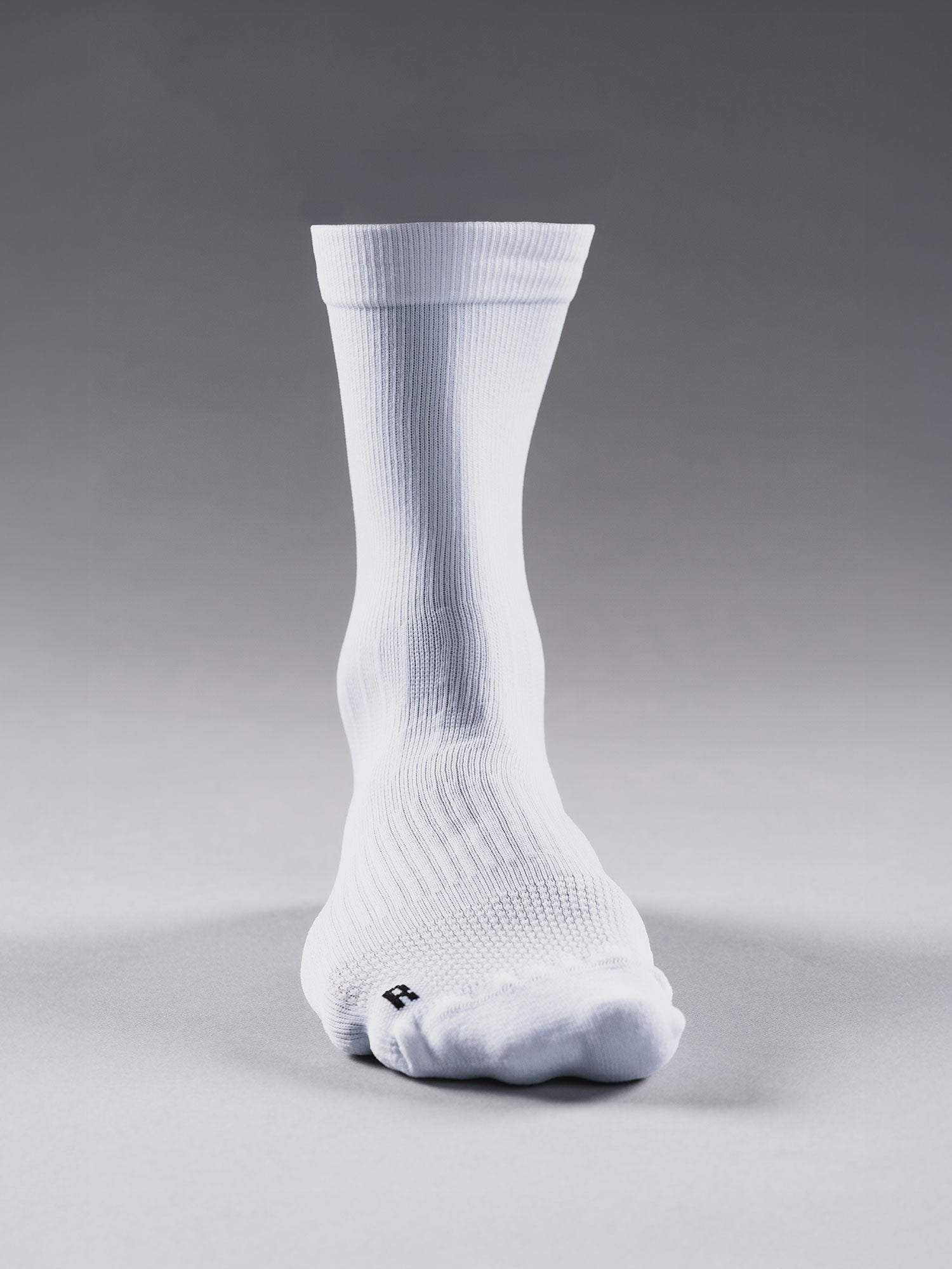 Anatomical fit reducing the risk of blisters on the running sock from Fusion