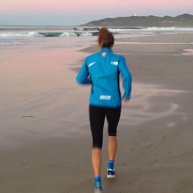 Fusion C3 3/4 Running Tights: Womens_Action