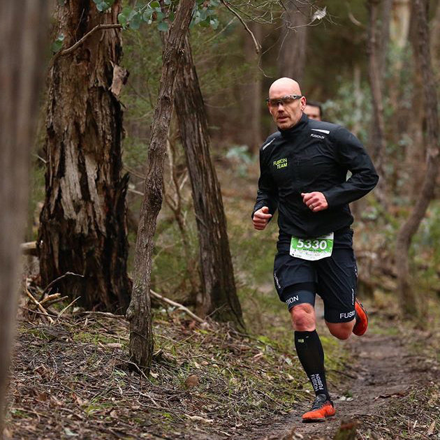 Fusion S1 Shell Mens Running Jacket_Action