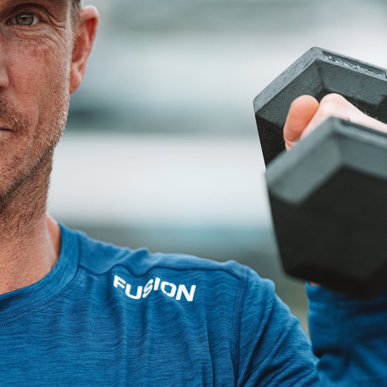 Fusion Mens C3 Training LS T-Shirt_Action