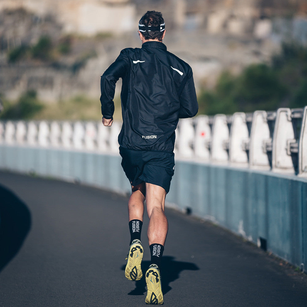 Fusion S1 Shell Mens Running Jacket_Action