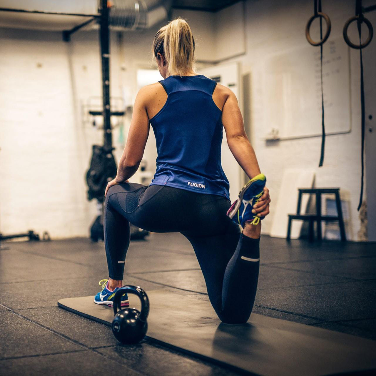 Fusion Womens C3+ Training Tights Long_Action